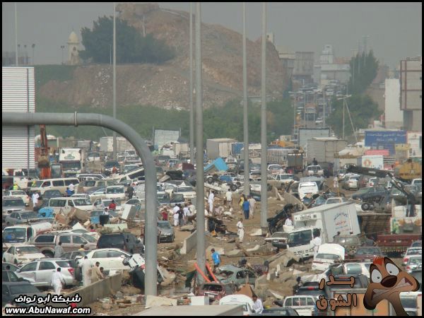 صور : العيد باكر أسعد الله ممساكـ ,والله مدري وين خدٍ لمسته!!