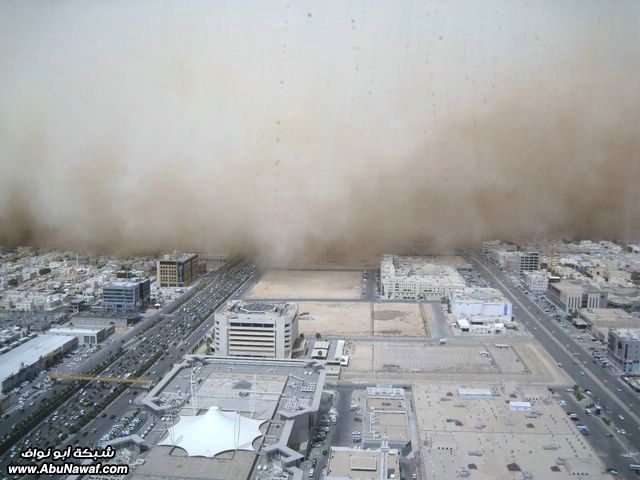 صور، فيديو : غبار الرياض يوم الثلاثاء