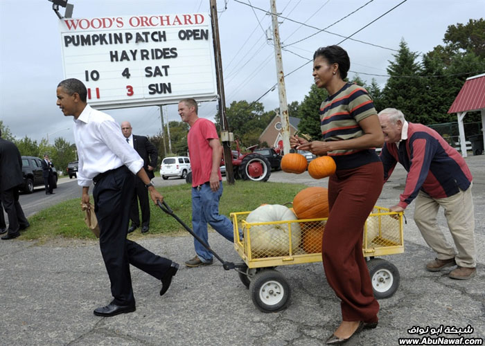 صور حول العالم : ورحل العقيد + اوباما شاري قرع .. والمزيد