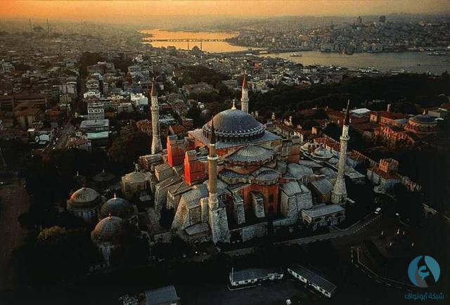 Hagia_Sophia_Istanbul_008.jpg